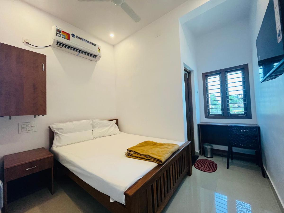 فندق Sri Balaji Lodging Tiruchchendūr المظهر الخارجي الصورة